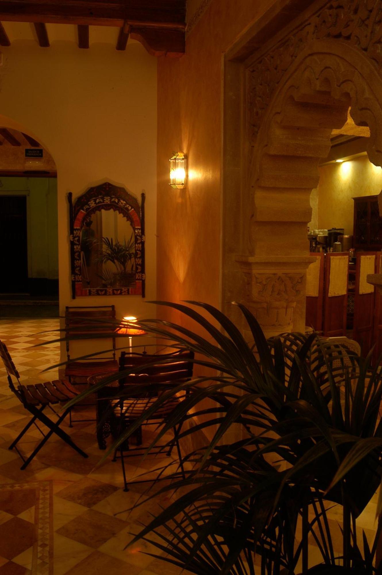 Hotel Argantonio กาดิซ ภายนอก รูปภาพ