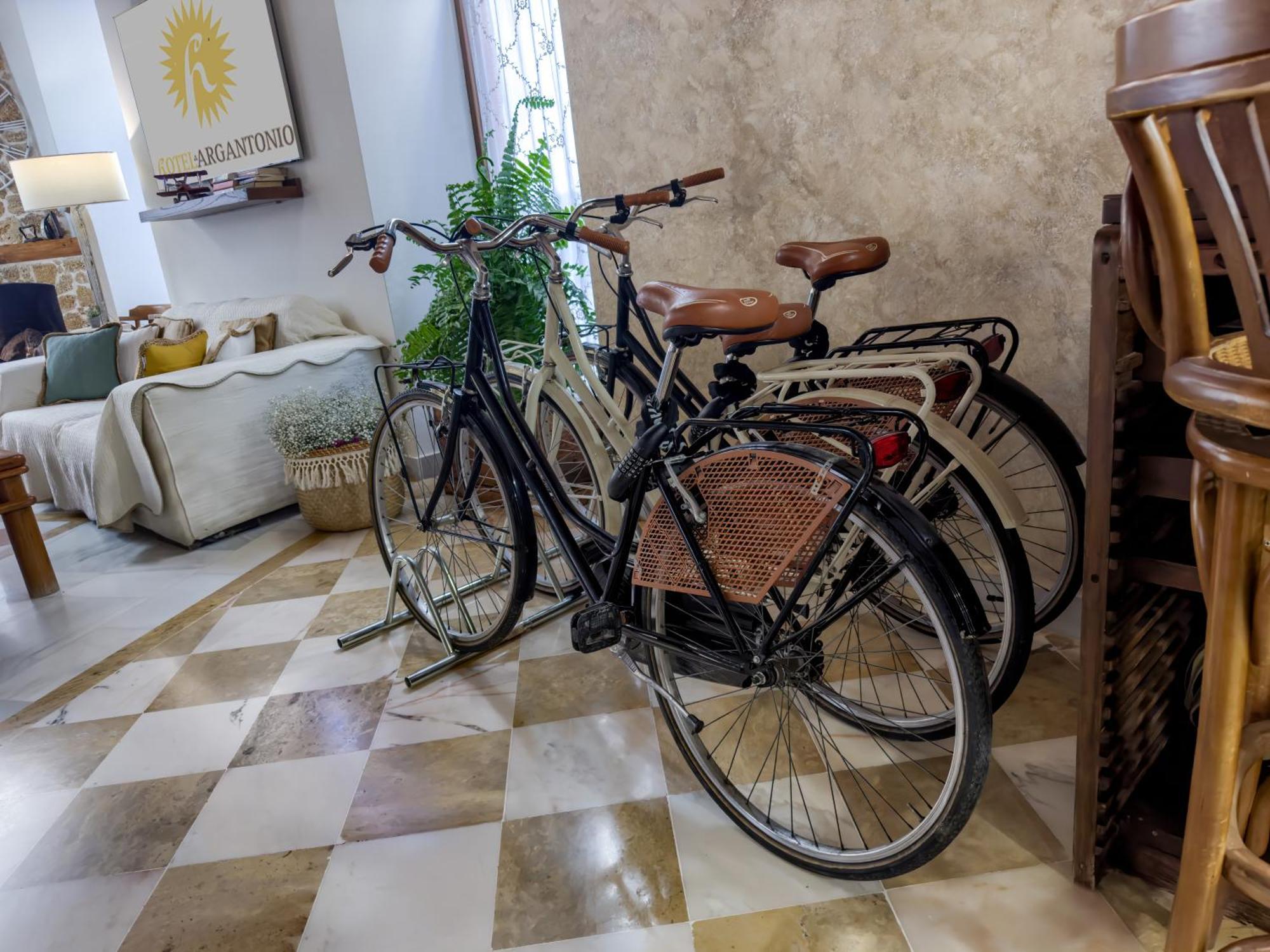 Hotel Argantonio กาดิซ ภายนอก รูปภาพ