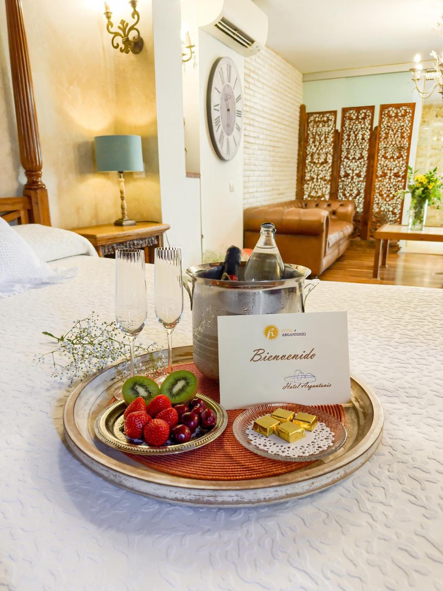 Hotel Argantonio กาดิซ ภายนอก รูปภาพ